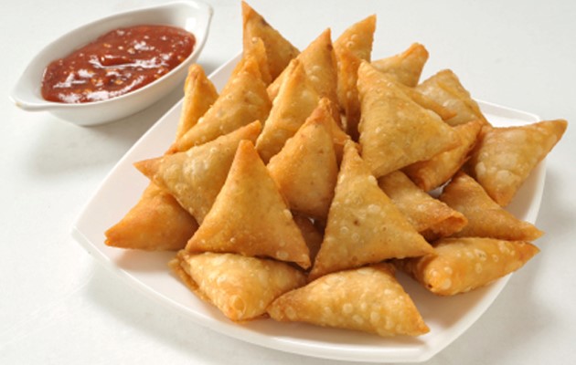 selling samosa